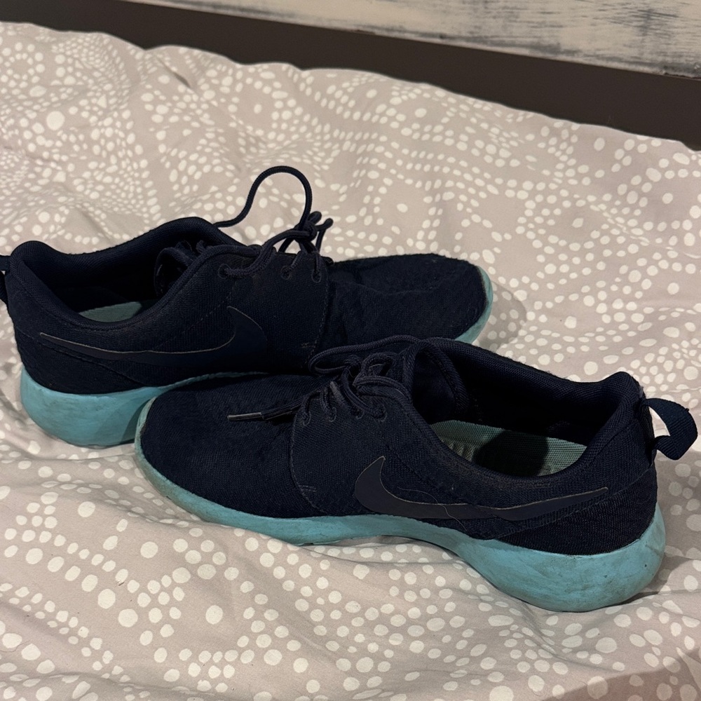 Nike Midnight Black Sneakers with Aqua Soles